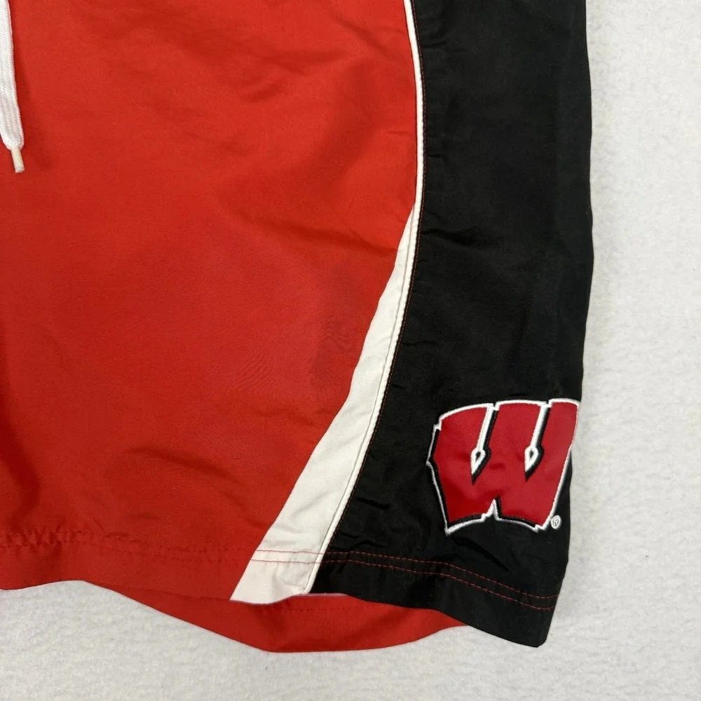 Wisconsin Badgers Board Shorts Swim Trunks G-III Sports‎ Carl Banks Mens XL